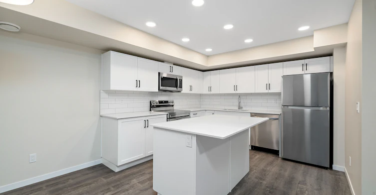 15123 25 Street NW, Edmonton, AB, T5Y 2C1 - 8