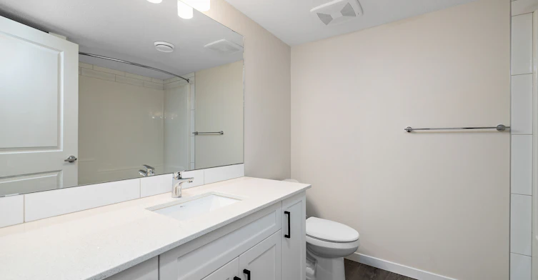 15123 25 Street NW, Edmonton, AB, T5Y 2C1 - 23