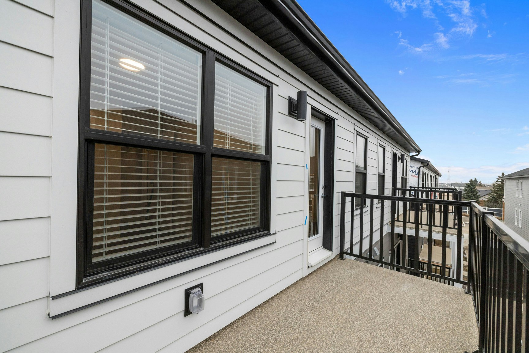 15123 25 Street NW, Edmonton, AB, T5Y 2C1 - 32