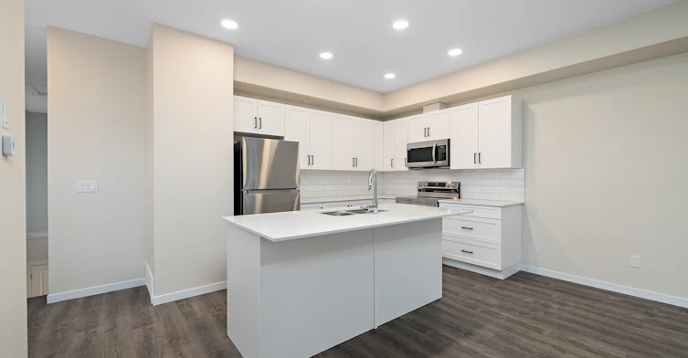 15123 25 Street NW, Edmonton, AB, T5Y 2C1 - 7