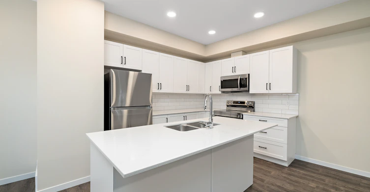 15123 25 Street NW, Edmonton, AB, T5Y 2C1 - 11