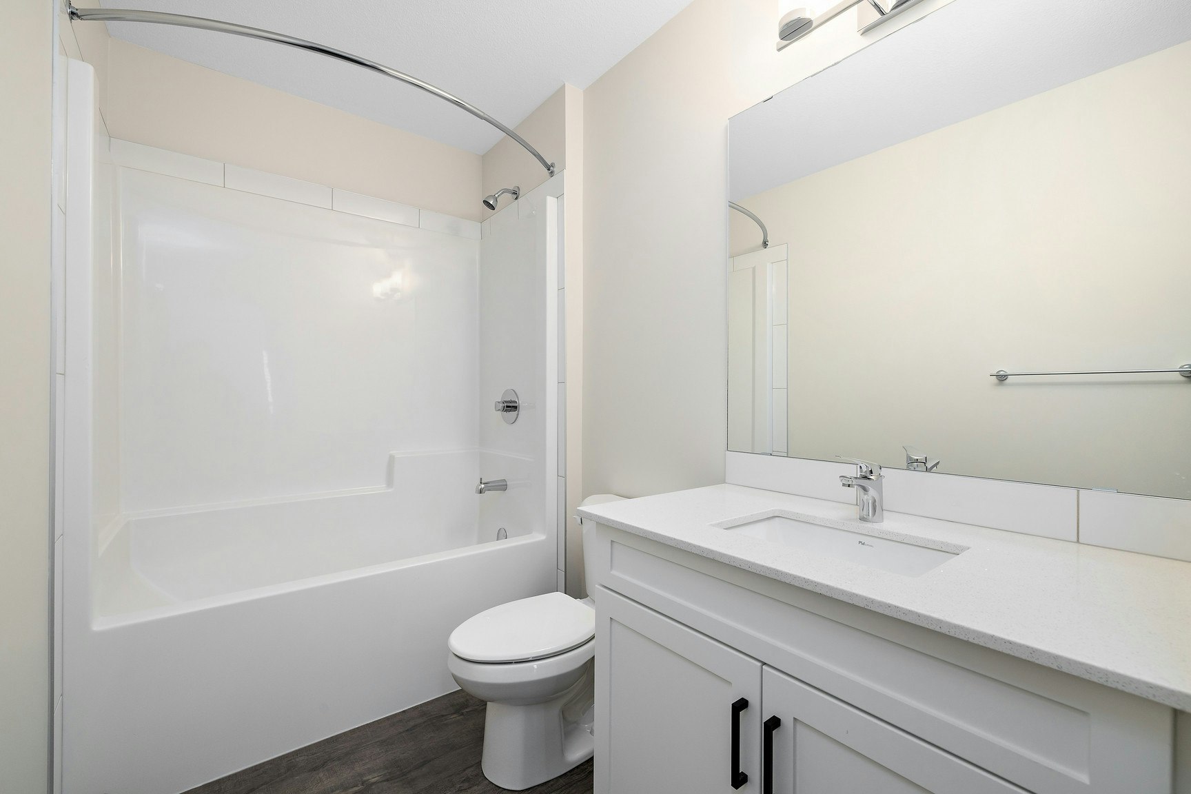 15123 25 Street NW, Edmonton, AB, T5Y 2C1 - 25
