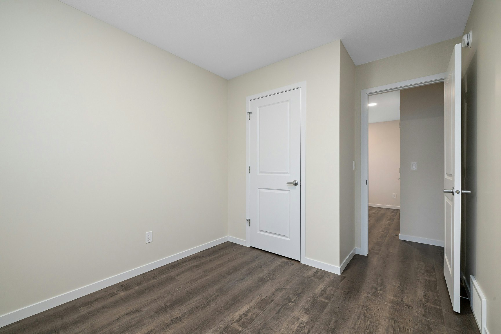 15123 25 Street NW, Edmonton, AB, T5Y 2C1 - 23