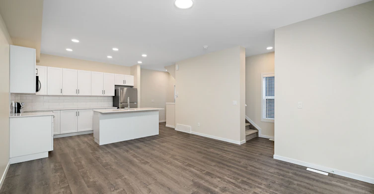 15123 25 Street NW, Edmonton, AB, T5Y 2C1 - 14