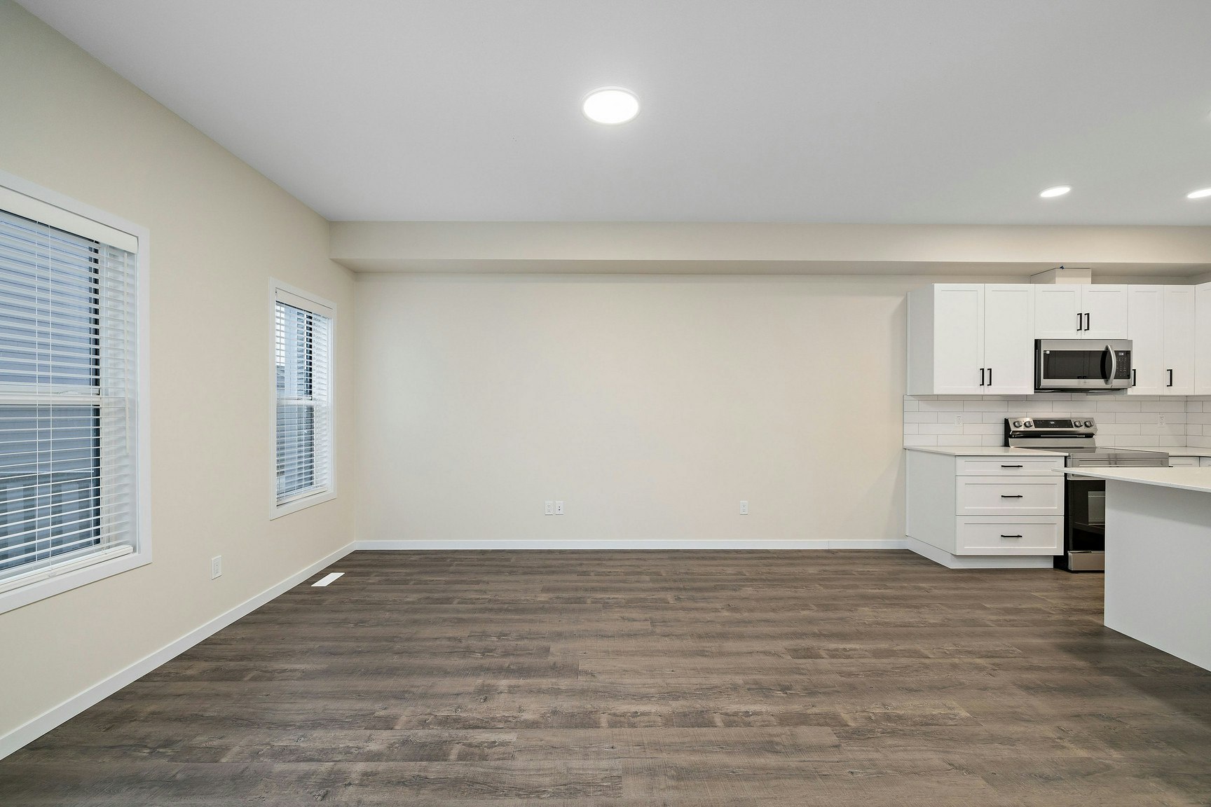 15123 25 Street NW, Edmonton, AB, T5Y 2C1 - 13