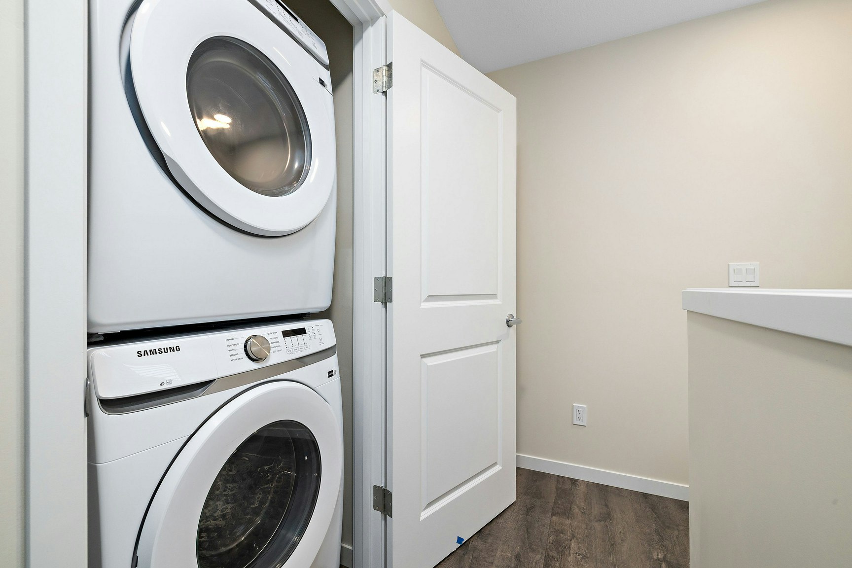 15123 25 Street NW, Edmonton, AB, T5Y 2C1 - 29