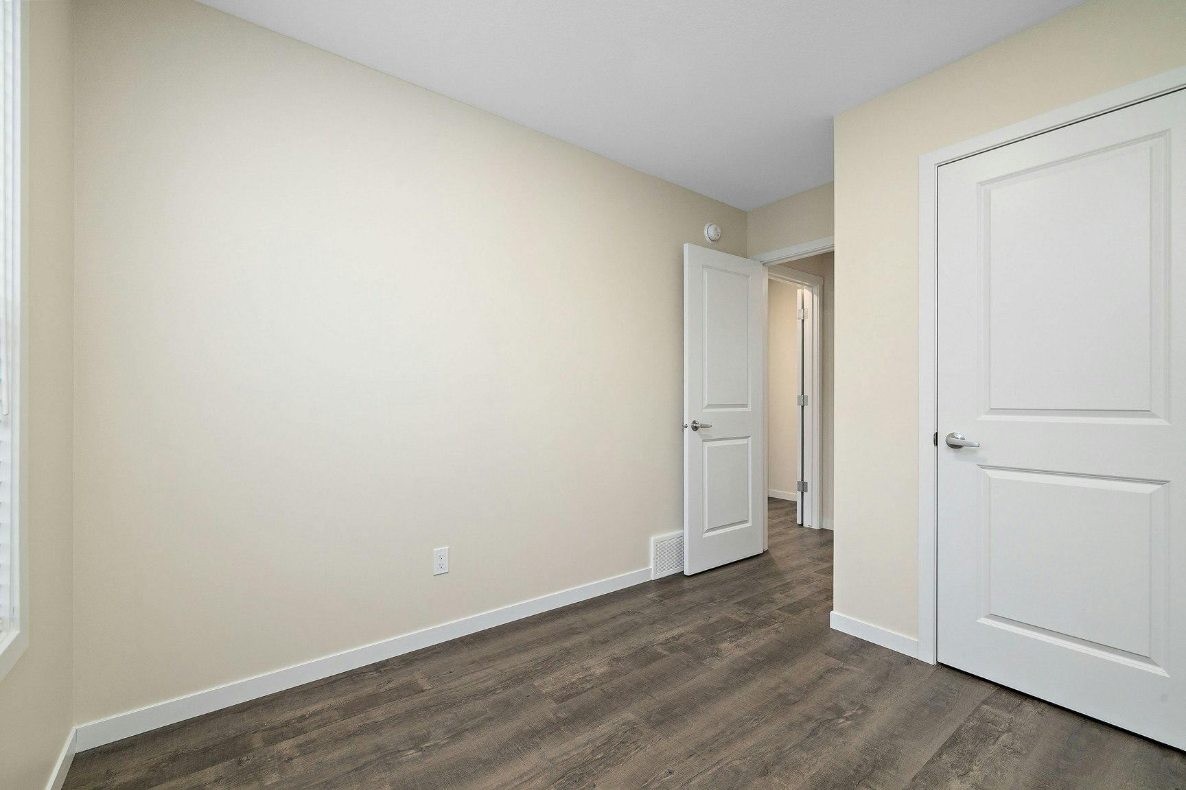 15123 25 Street NW, Edmonton, AB, T5Y 2C1 - 19