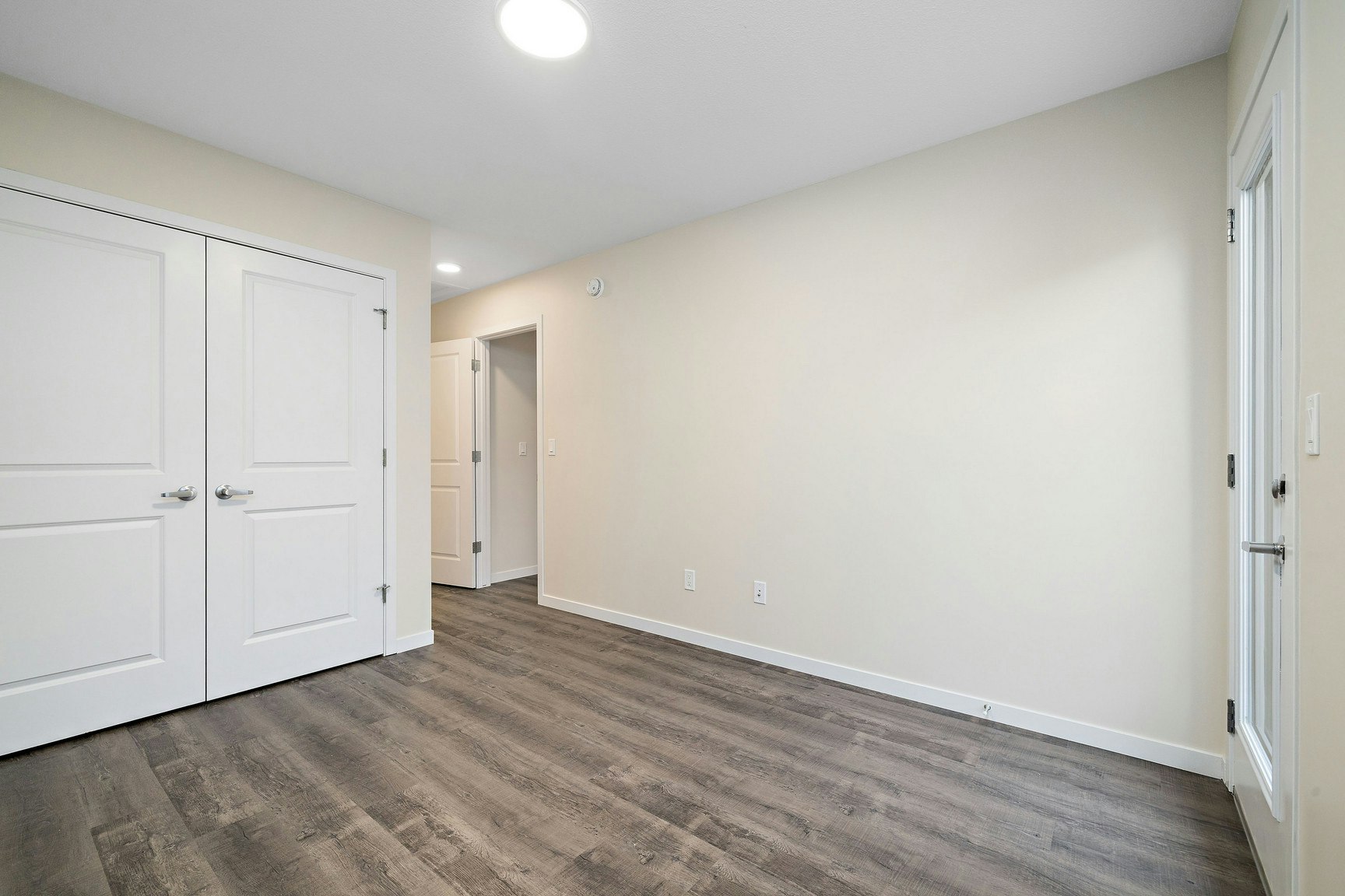 15123 25 Street NW, Edmonton, AB, T5Y 2C1 - 23