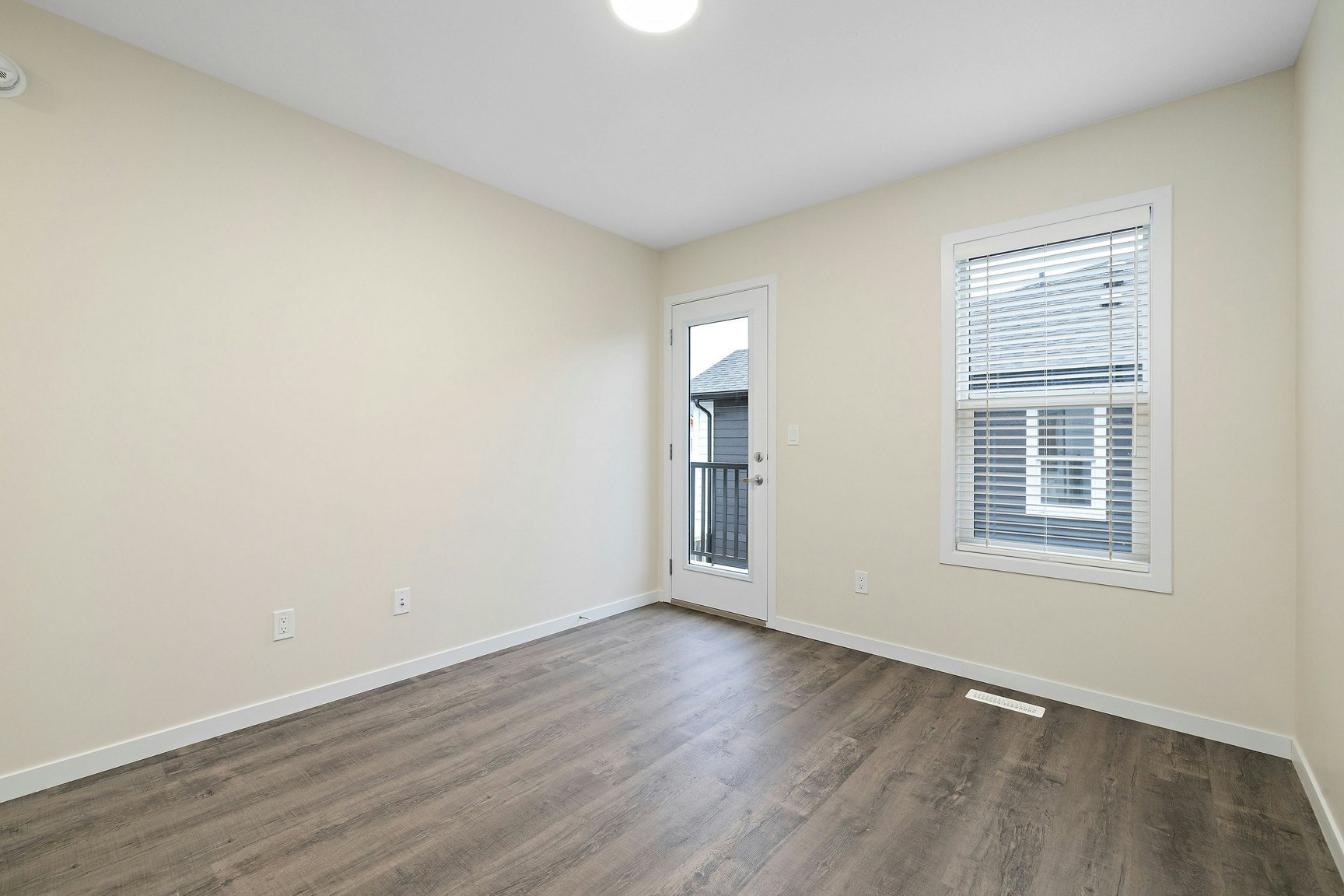 15123 25 Street NW, Edmonton, AB, T5Y 2C1 - 27