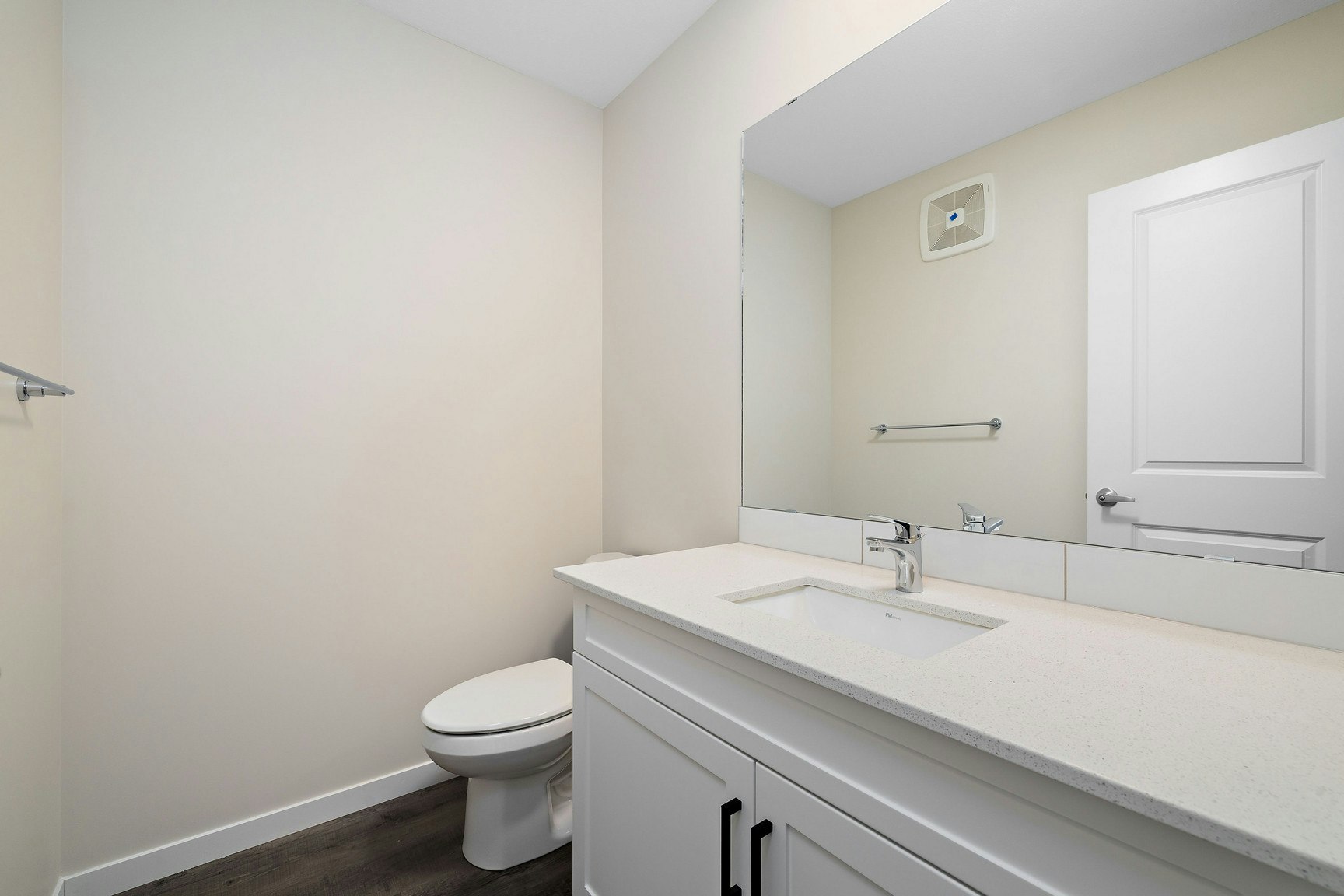 15123 25 Street NW, Edmonton, AB, T5Y 2C1 - 16