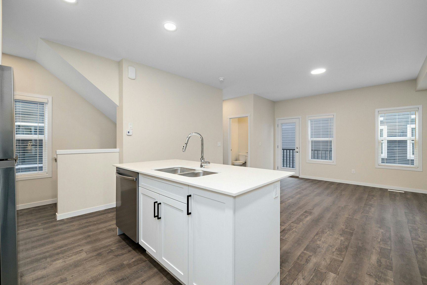 15123 25 Street NW, Edmonton, AB, T5Y 2C1 - 6