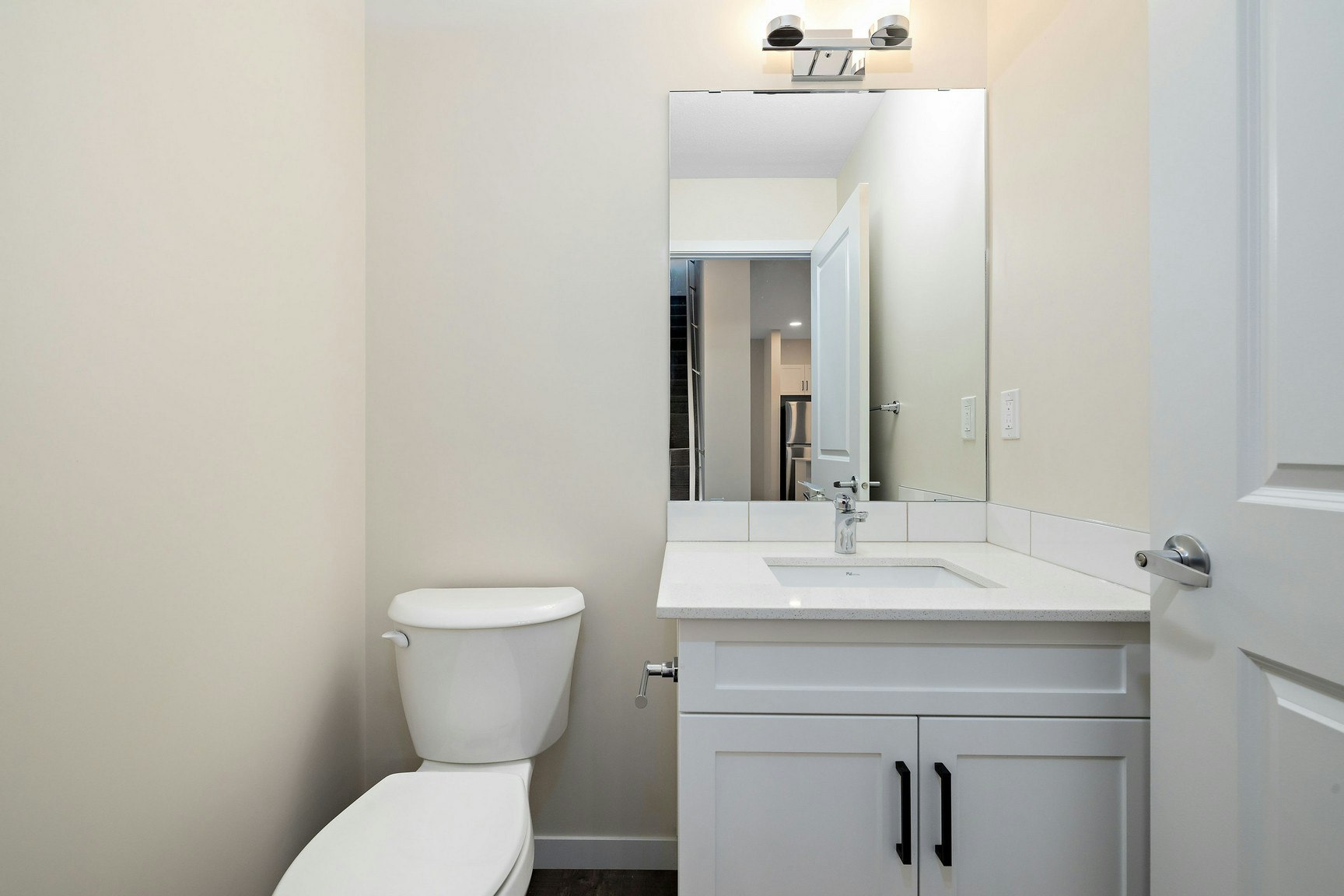 15123 25 Street NW, Edmonton, AB, T5Y 2C1 - 25
