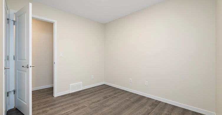 15123 25 Street NW, Edmonton, AB, T5Y 2C1 - 29