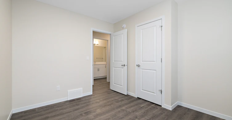 15123 25 Street NW, Edmonton, AB, T5Y 2C1 - 24