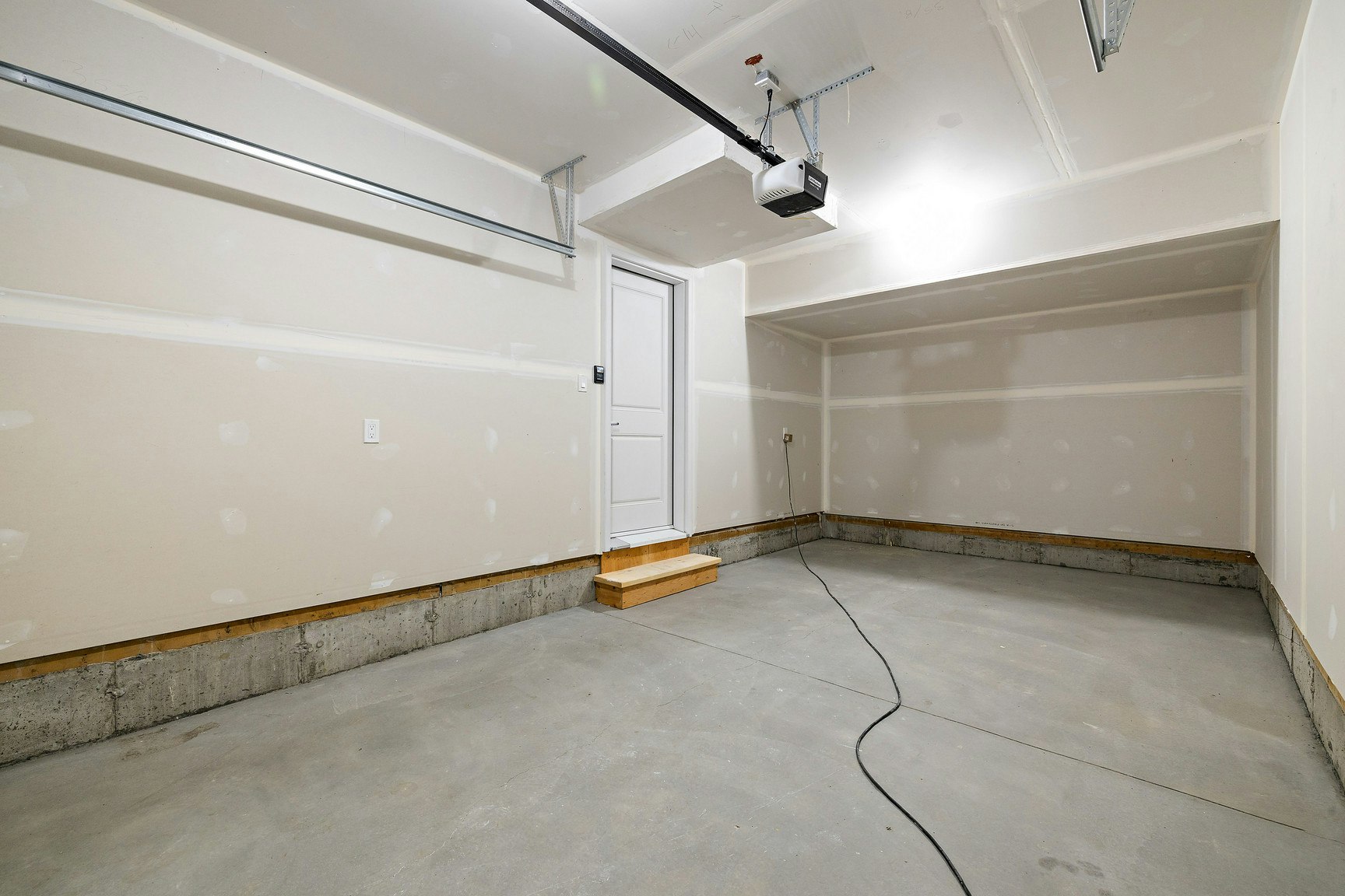 15123 25 Street NW, Edmonton, AB, T5Y 2C1 - 26