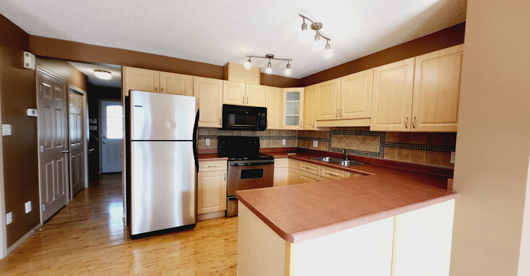 409 Hudson Court Northwest, Edmonton, AB, T6V 1S7