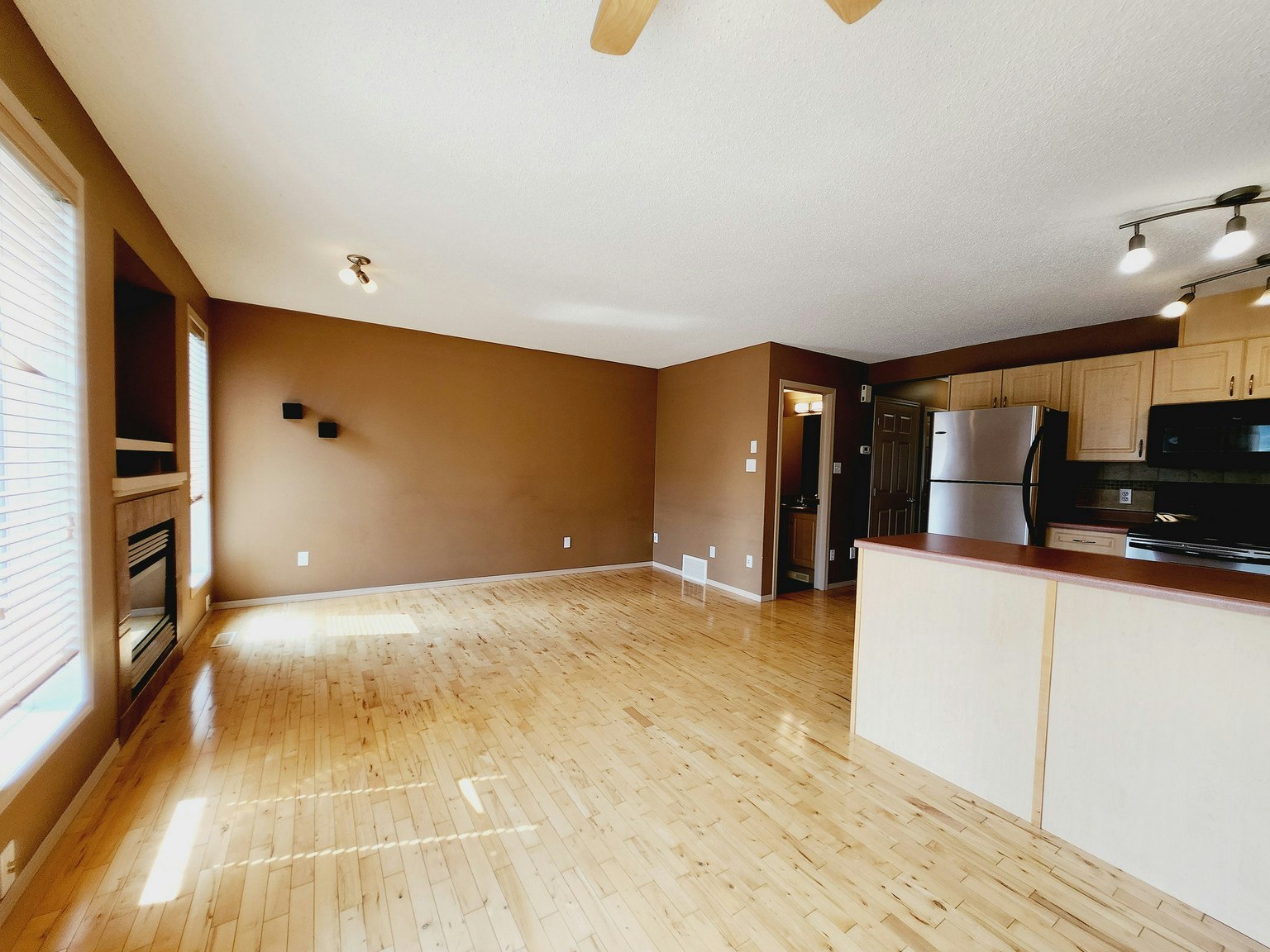 409 Hudson Court Northwest, Edmonton, AB, T6V 1S7 - 3