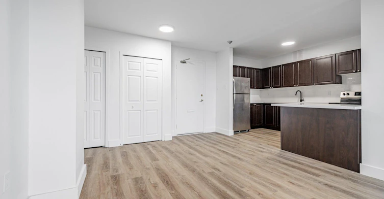 8 Park Vista, Toronto, ON, M4B 1A1 - 42