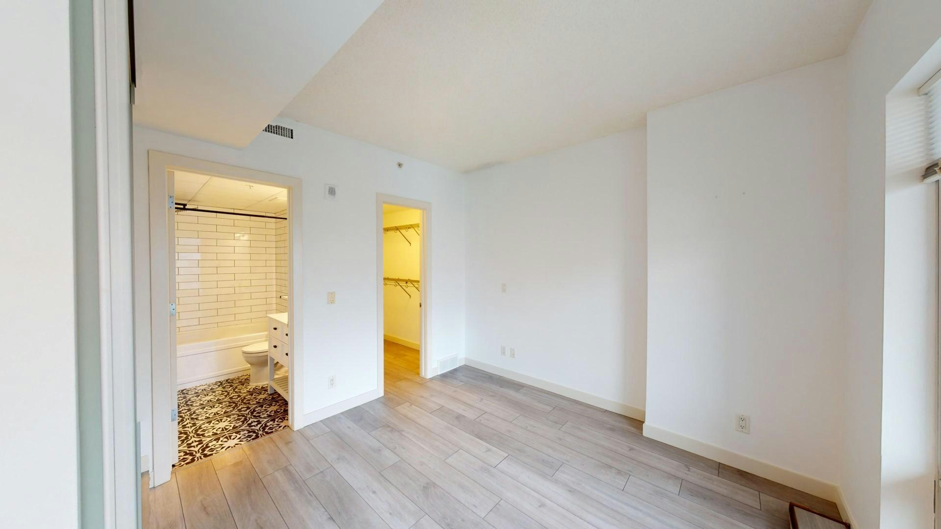 215 13 Avenue SW, Calgary, AB, T2R 0V6 - 10