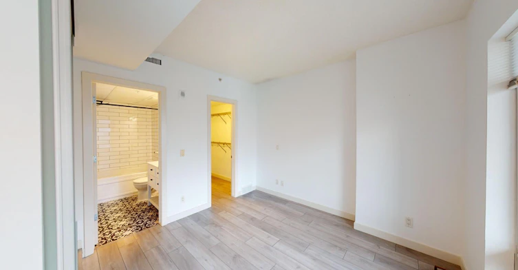 215 13 Avenue SW, Calgary, AB, T2R 0V6 - 10