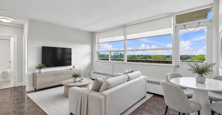4190 Bathurst Street, Toronto, ON, M3H 3N5 - 9