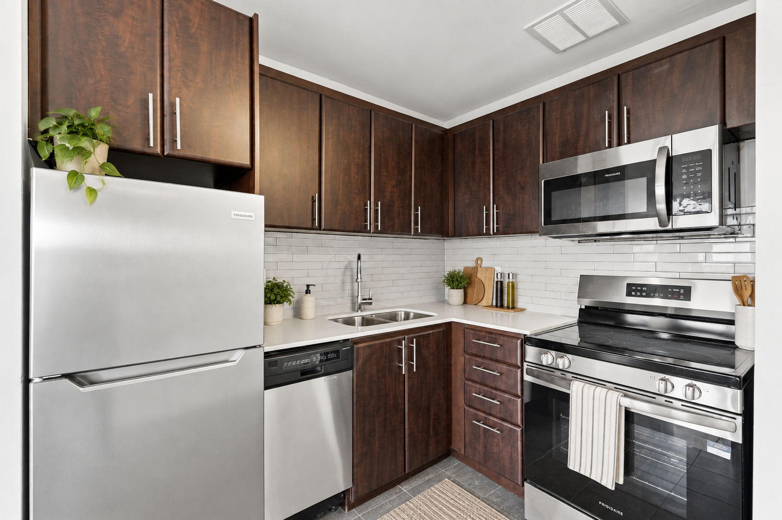 4190 Bathurst Street, Toronto, ON, M3H 3N5 - 8