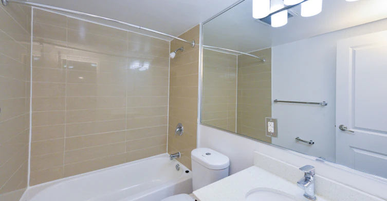 4190 Bathurst Street, Toronto, ON, M3H 3N5 - 9