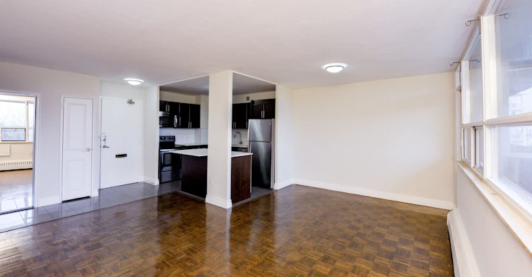 4190 Bathurst Street, Toronto, ON, M3H 3N5 - 6