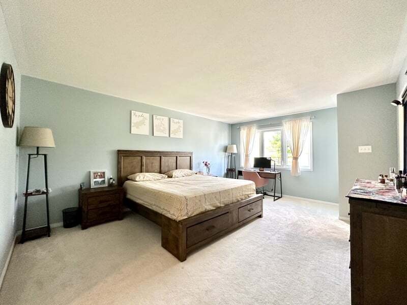 335 Bryarton Street, Ottawa, ON, K1C 7R6 - 6