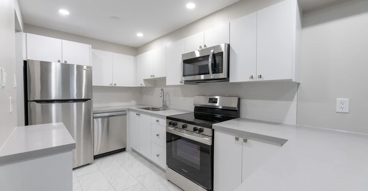 Unit C-3575 Kaneff Crescent, Mississauga, ON, L5A 3Y5 - 5