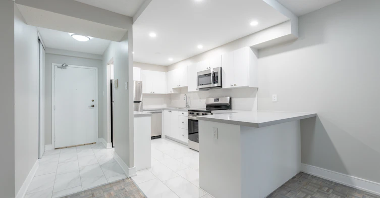 Unit C-3575 Kaneff Crescent, Mississauga, ON, L5A 3Y5 - 6