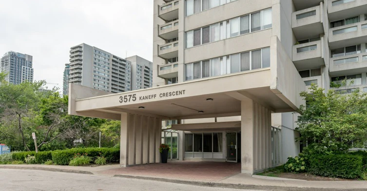 Unit C - 2 Bedroom-3575 Kaneff Crescent, Mississauga, ON, L5A 3Y5 - 2