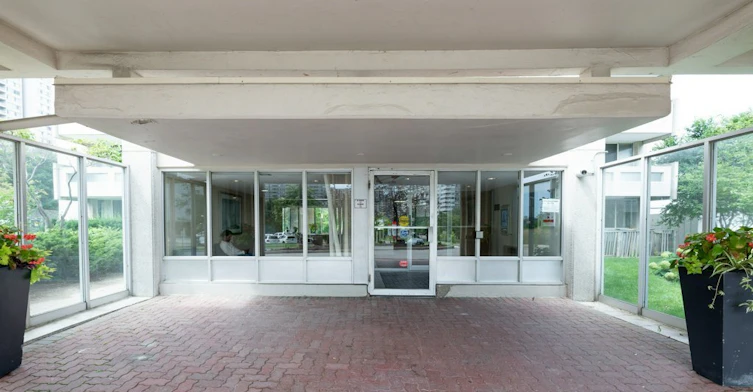 Unit C - 2 Bedroom-3575 Kaneff Crescent, Mississauga, ON, L5A 3Y5 - 12