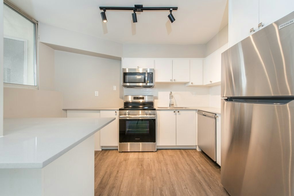 Unit A-210 Steeles Avenue West, Brampton, ON, L6Y 2K3 - 17