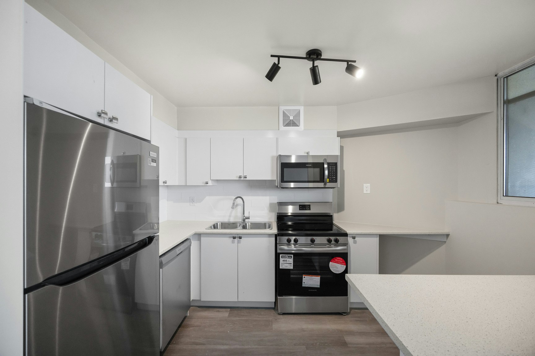 Unit C (New)-210 Steeles Avenue West, Brampton, ON, L6Y 2K3 - 17
