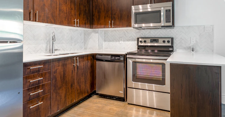3017-B14-2406 Queen Street East, Toronto, ON, M1N 1A2 - 6