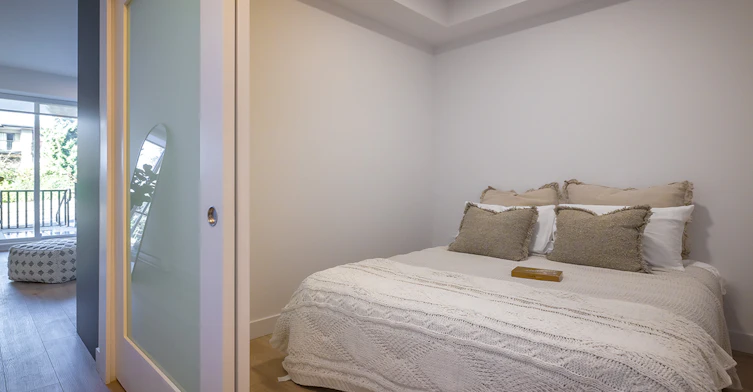 2590 Lonsdale Avenue, North Vancouver, BC, V7N 3H8 - 8