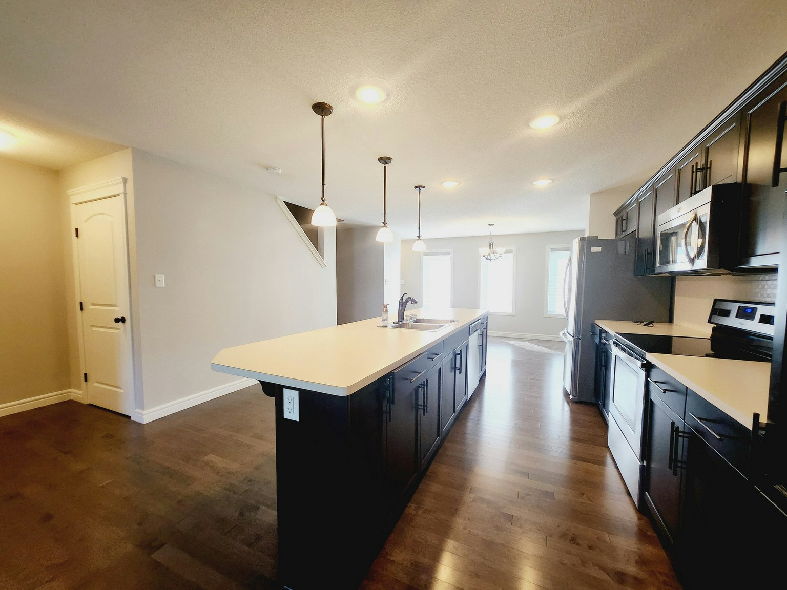 2265 Casey Crescent Southwest, Edmonton, AB, T6W 2P6 4