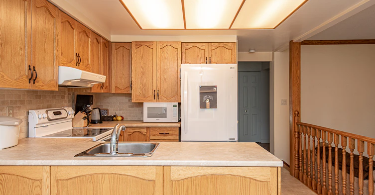 18 Hesse Crescent, Ottawa, ON, K2S 1E4 - 7