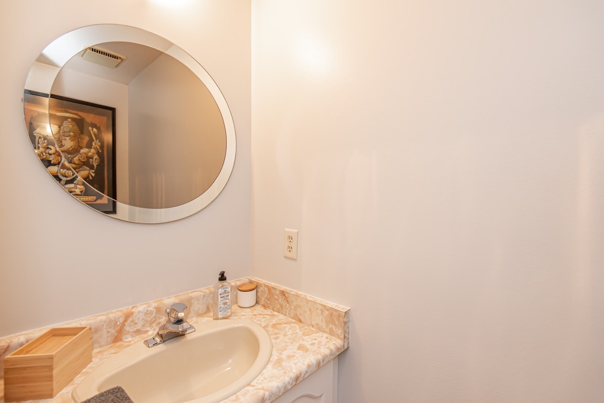 18 Hesse Crescent, Ottawa, ON, K2S 1E4 - 14