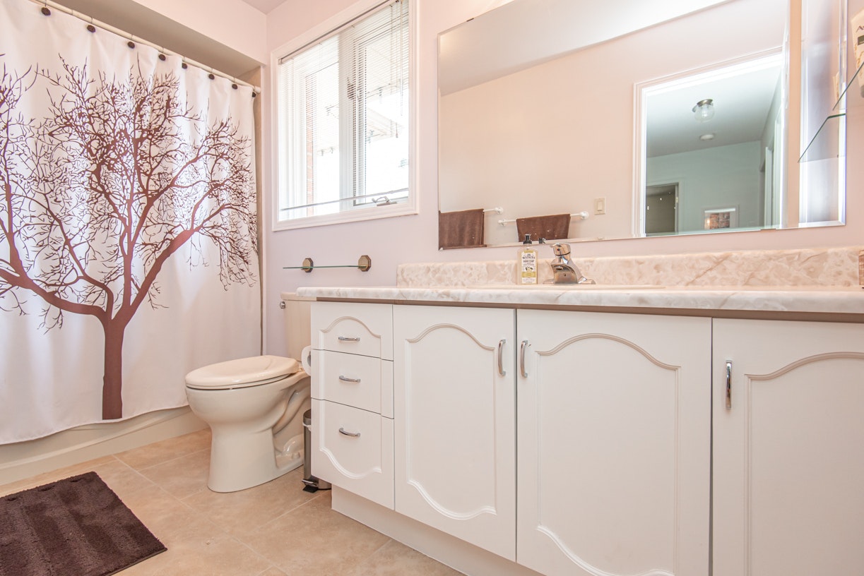 18 Hesse Crescent, Ottawa, ON, K2S 1E4 - 19