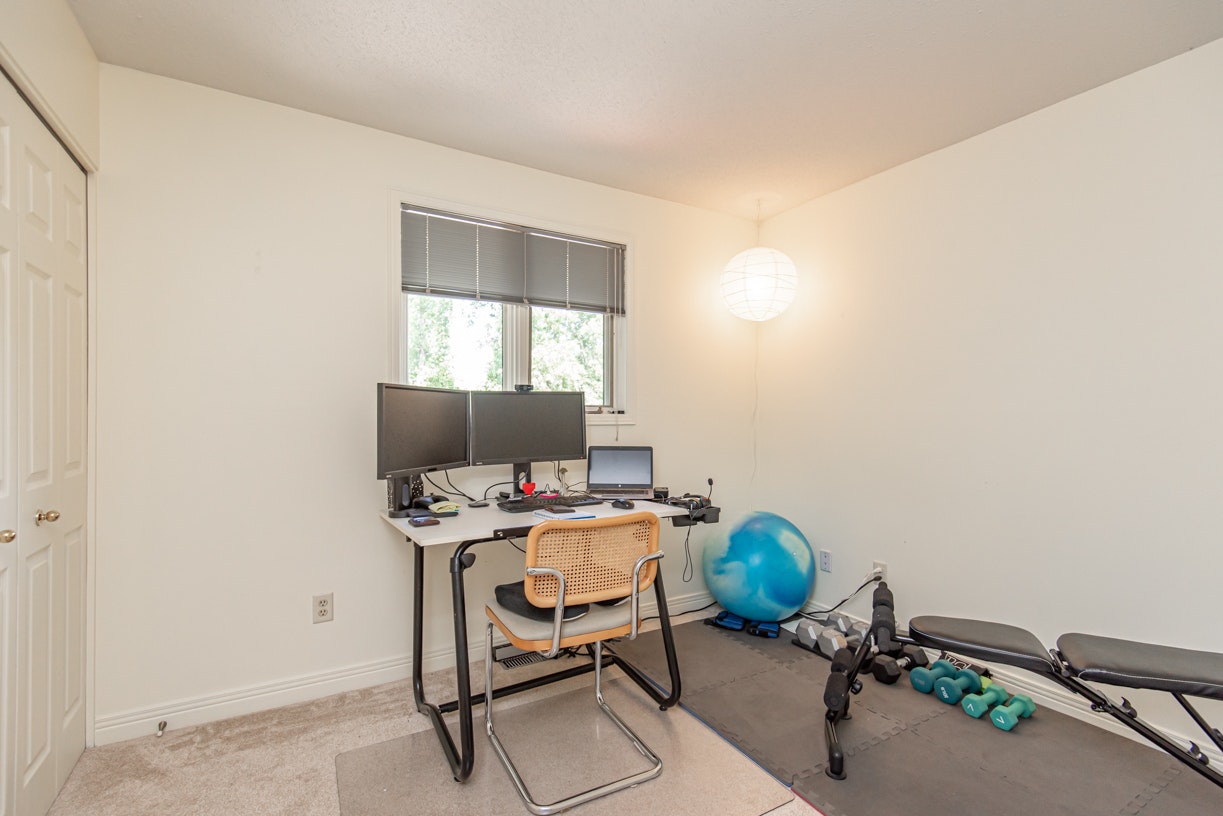 18 Hesse Crescent, Ottawa, ON, K2S 1E4 - 20