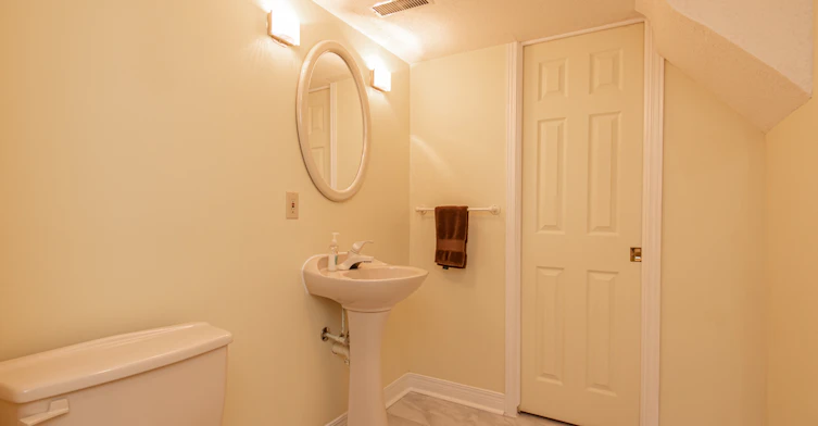 18 Hesse Crescent, Ottawa, ON, K2S 1E4 - 24