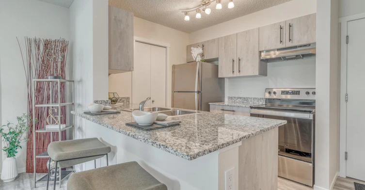 6303 Elston Gate Northwest, Edmonton, AB, T6M 1L7 - 2