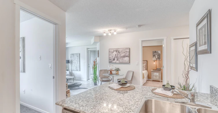 6303 Elston Gate Northwest, Edmonton, AB, T6M 1L7 - 6
