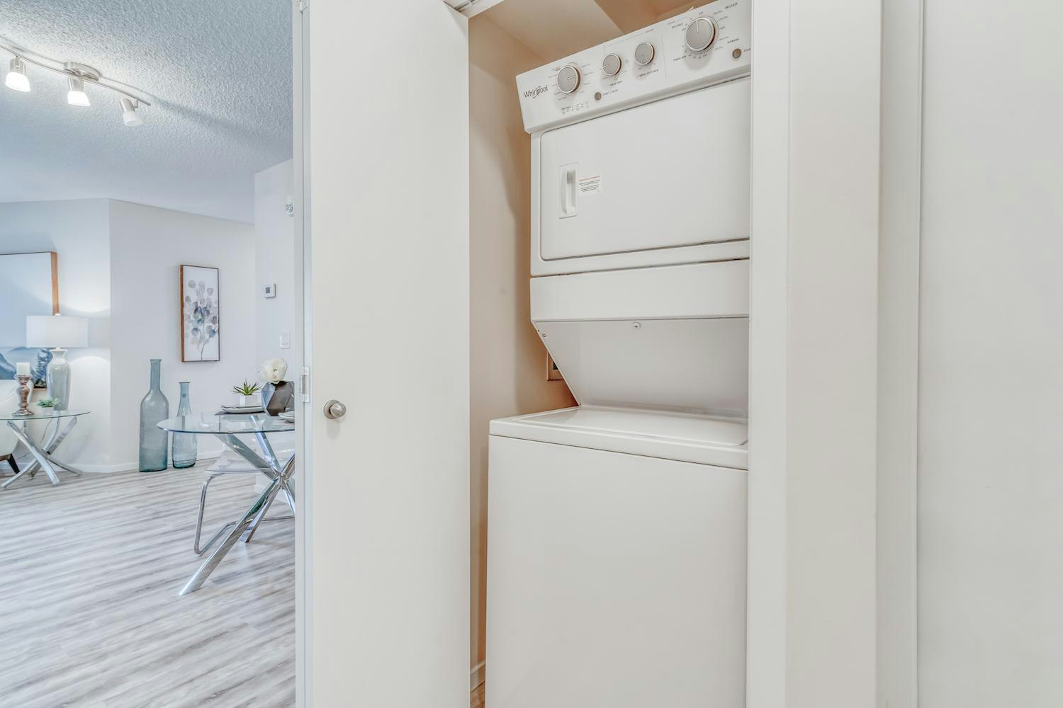 6303 Elston Gate NW, Edmonton, AB, T6M 1L7 - 7