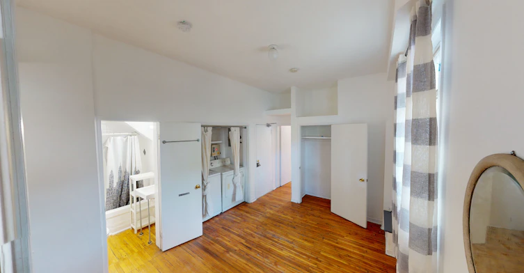 4-221 Bathurst Street, Toronto, ON, M5T 2S2 - 11