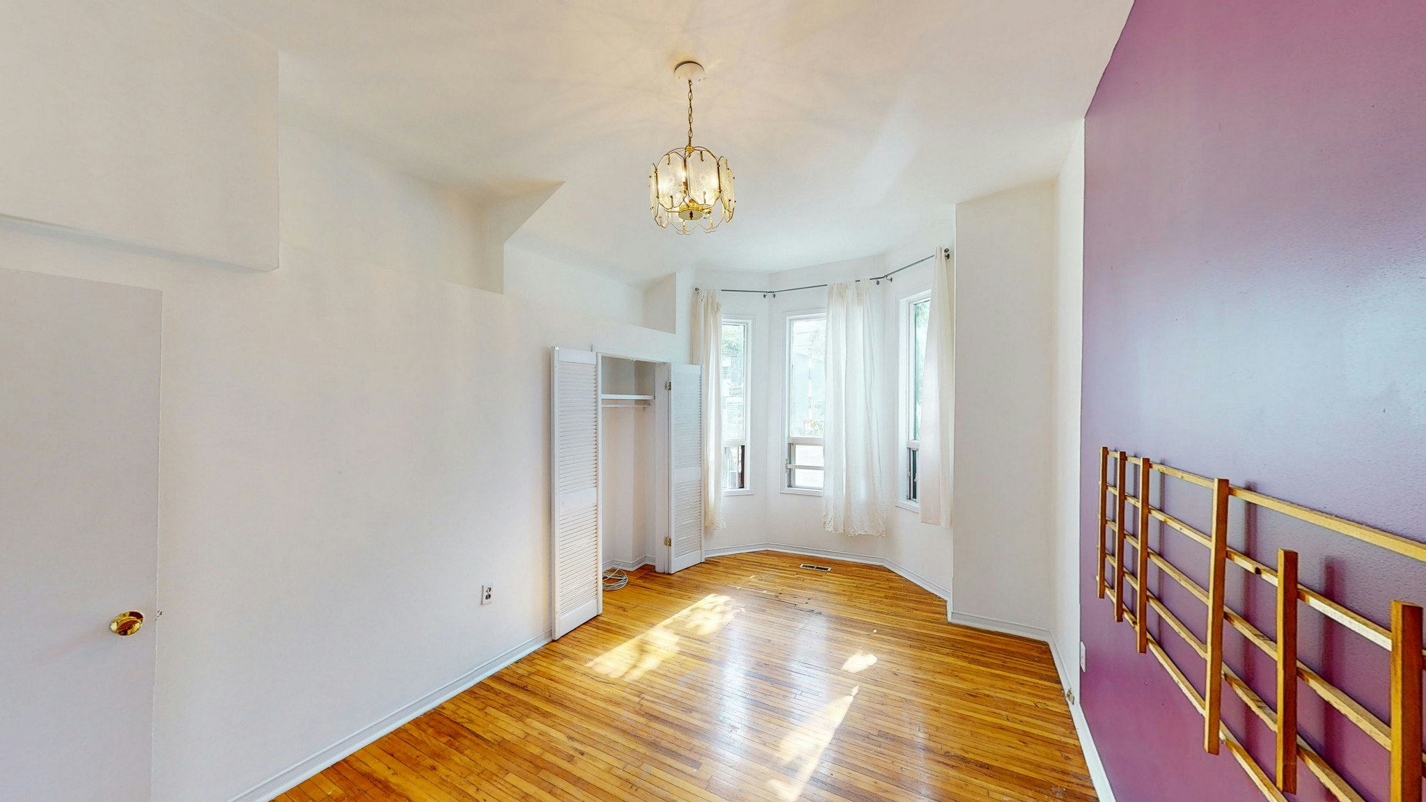 4-221 Bathurst Street, Toronto, ON, M5T 2S2 - 3
