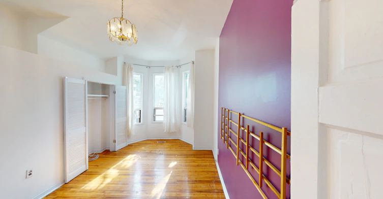 4-221 Bathurst Street, Toronto, ON, M5T 2S2 - 2