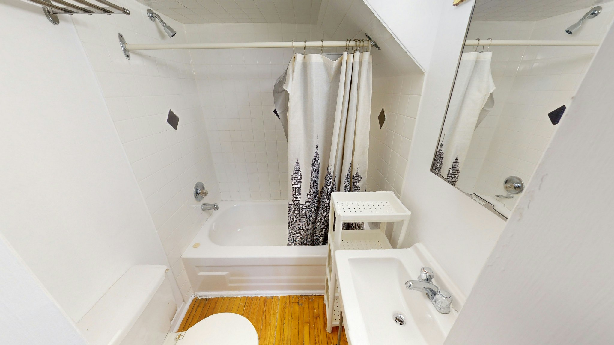 4-221 Bathurst Street, Toronto, ON, M5T 2S2 - 13